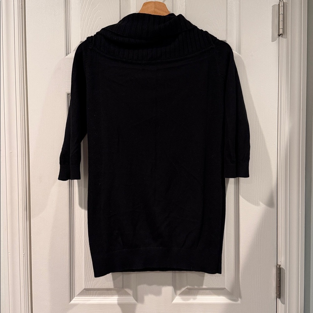 Express Sweater - Picture 4 of 4